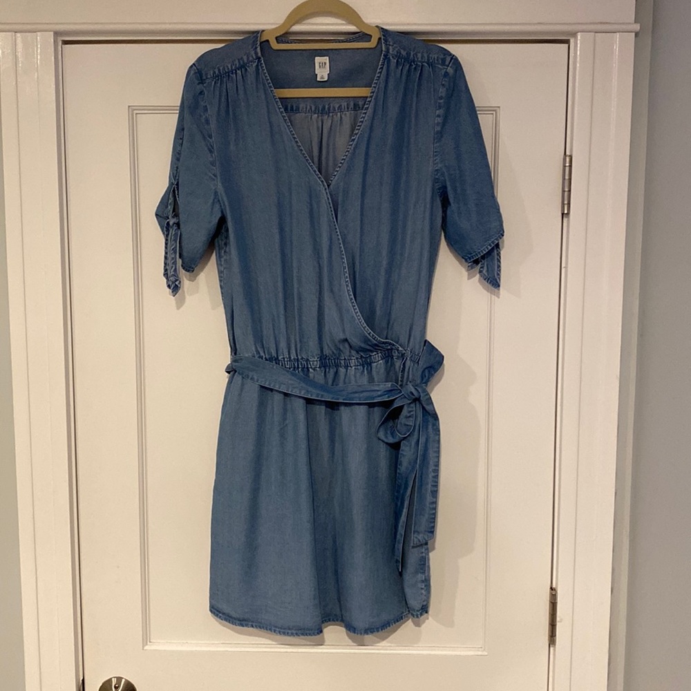 GAP chambray denim dress
